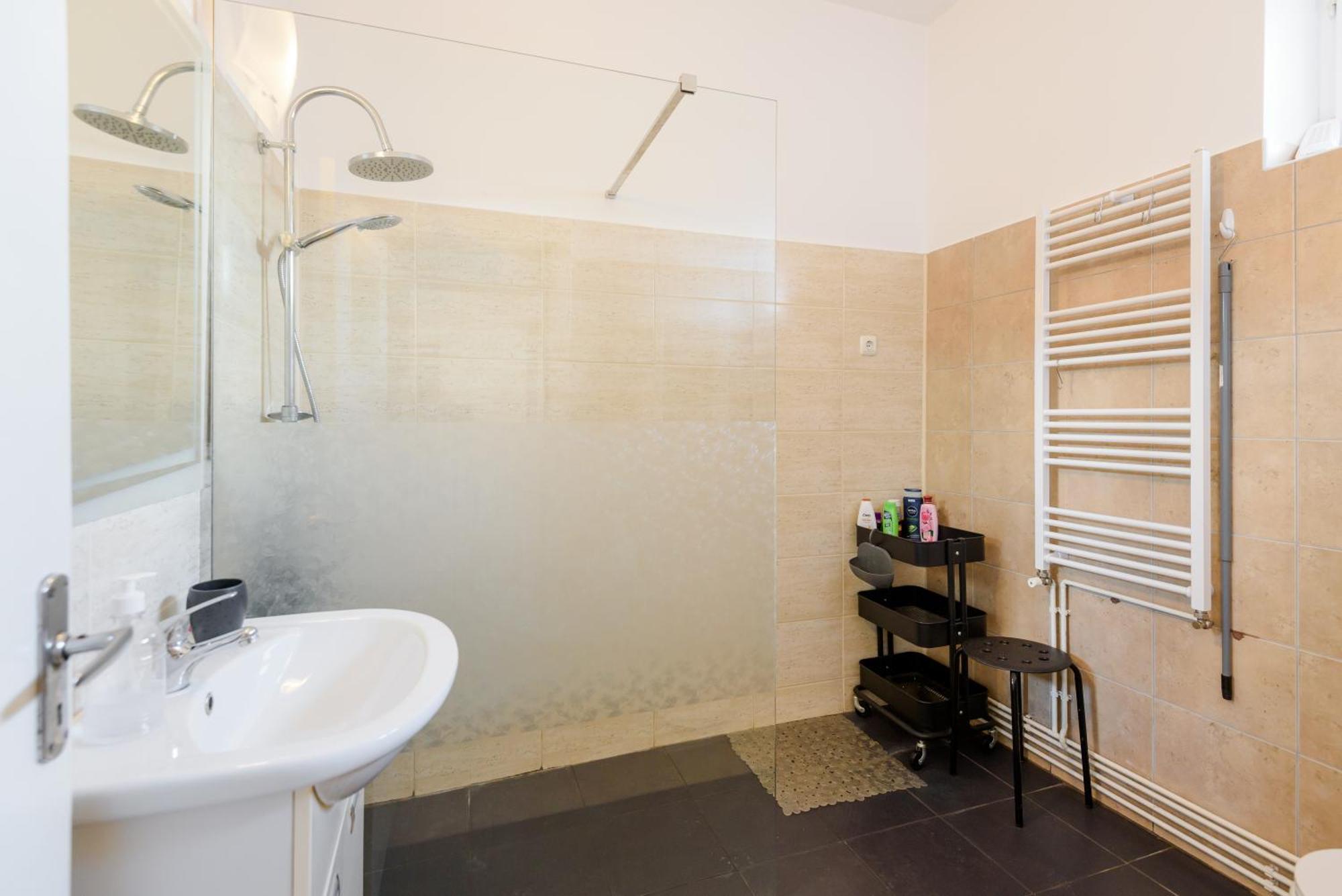 Casa Cu Cires Brasov Apartment Ngoại thất bức ảnh