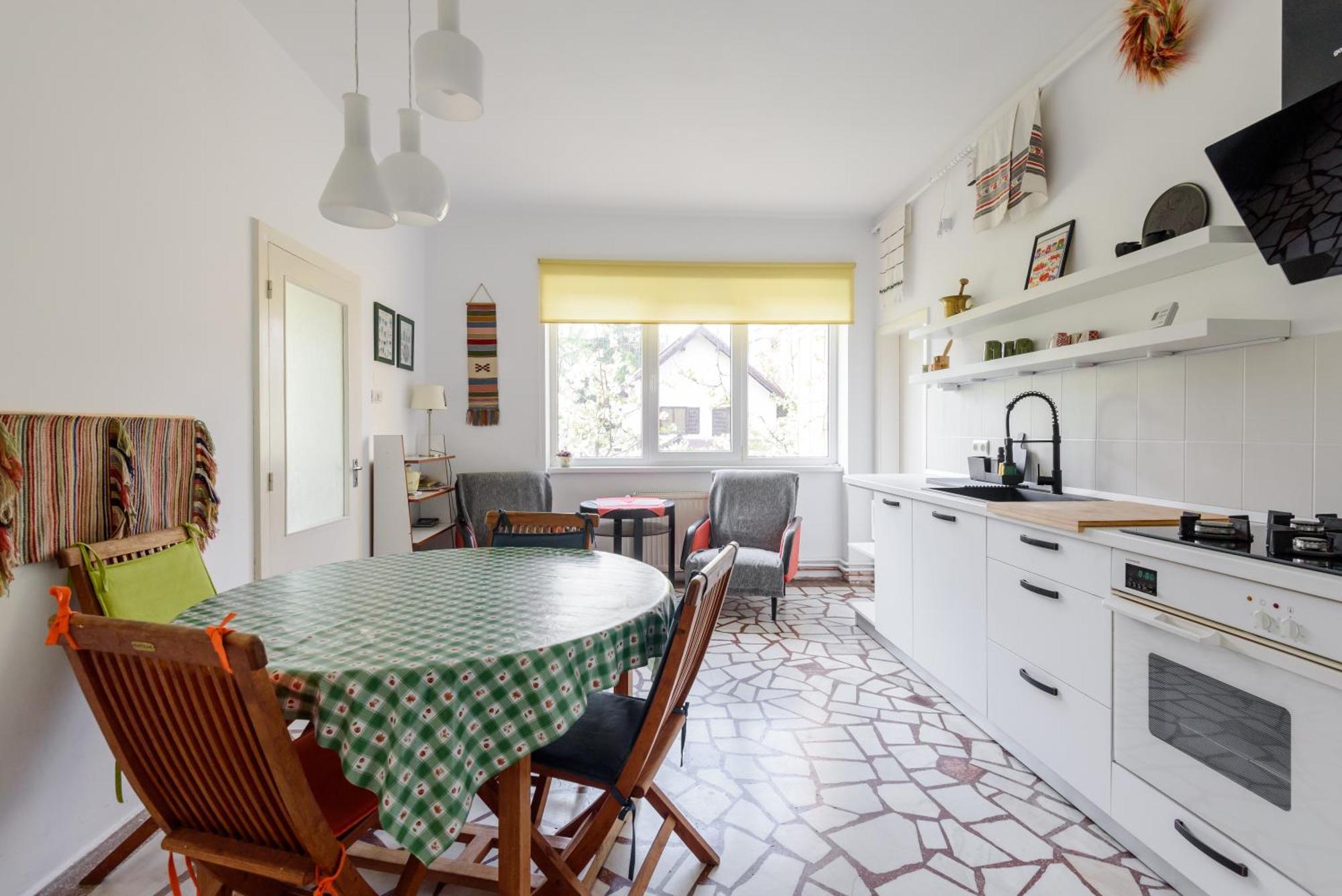 Casa Cu Cires Brasov Apartment Ngoại thất bức ảnh