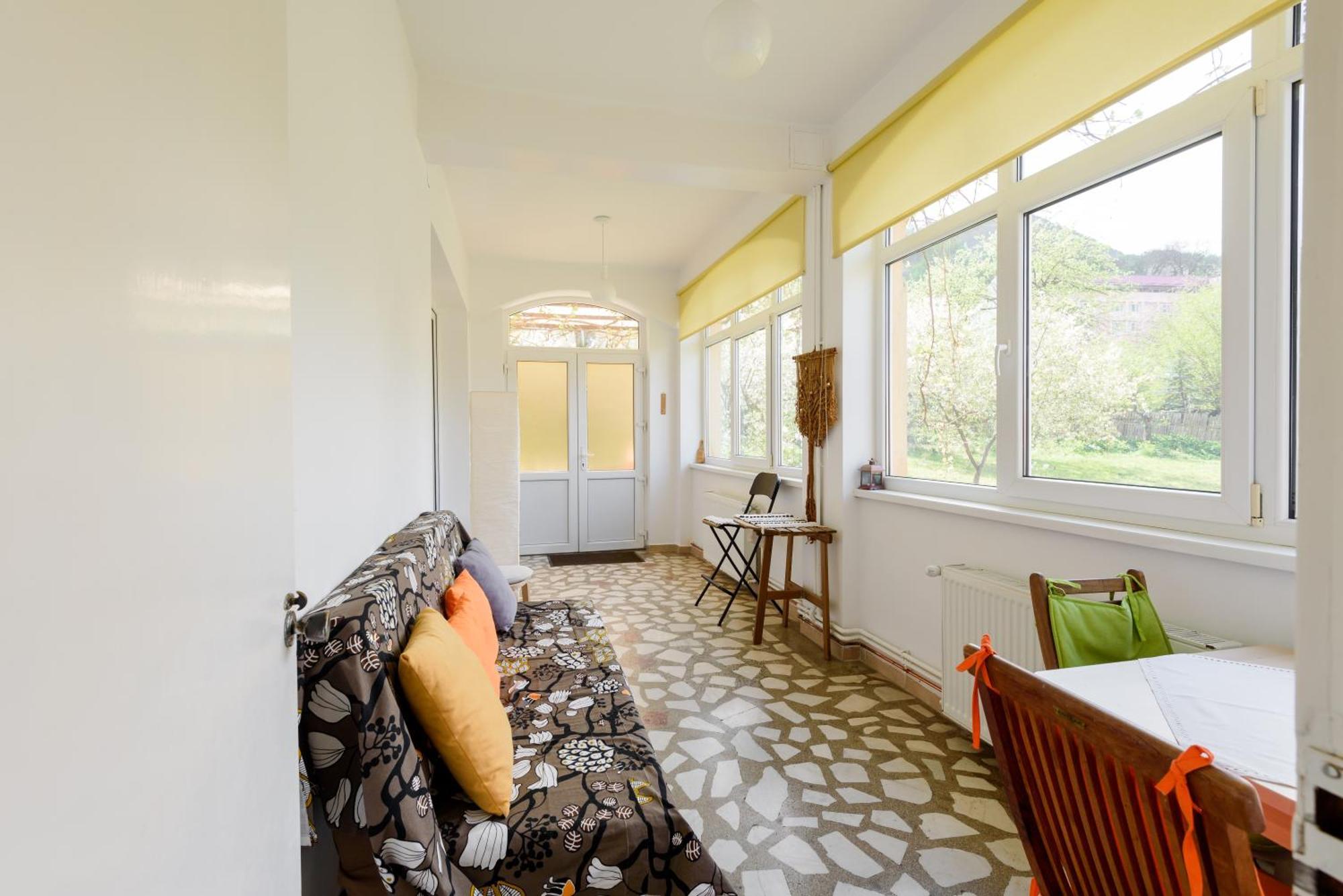 Casa Cu Cires Brasov Apartment Ngoại thất bức ảnh